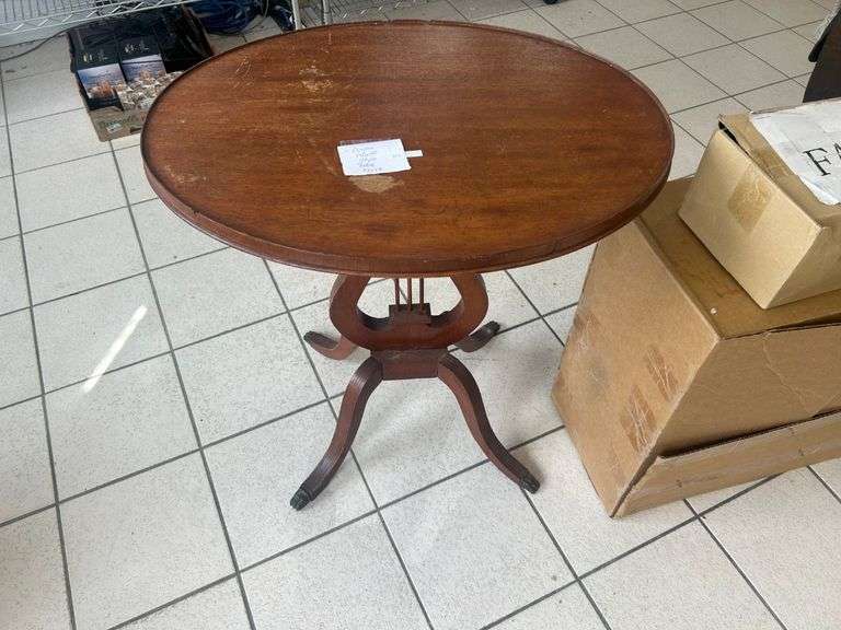 Duncan Pfeiff Style Side Table