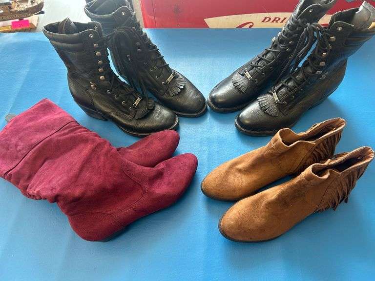4) Pair of Women's Boots