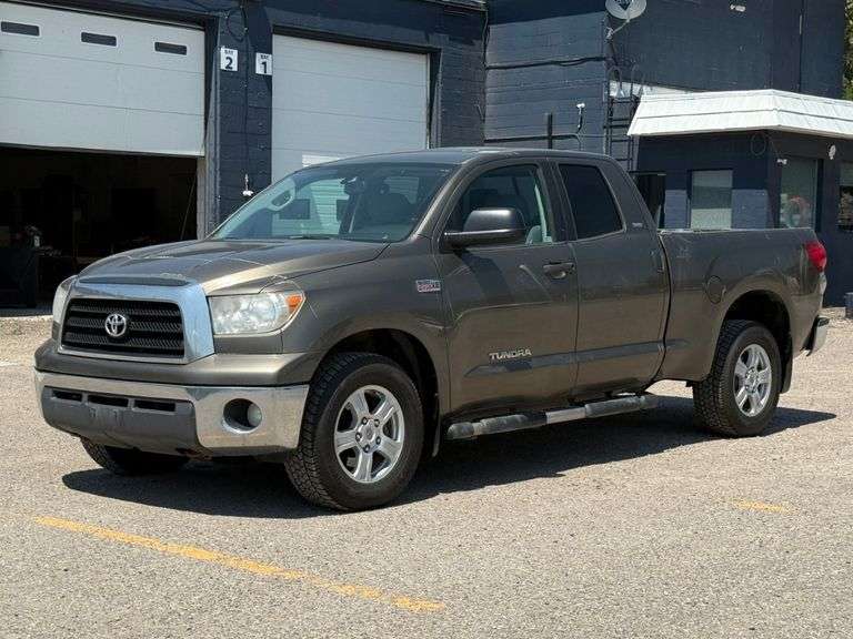 2009  Toyota  Tundra  SR5 🟢