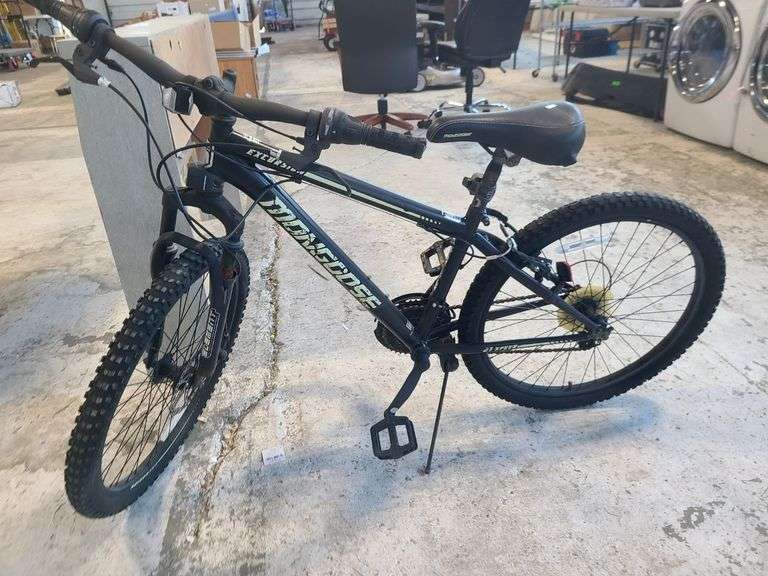 Mongoose Excursion Mountain Bike