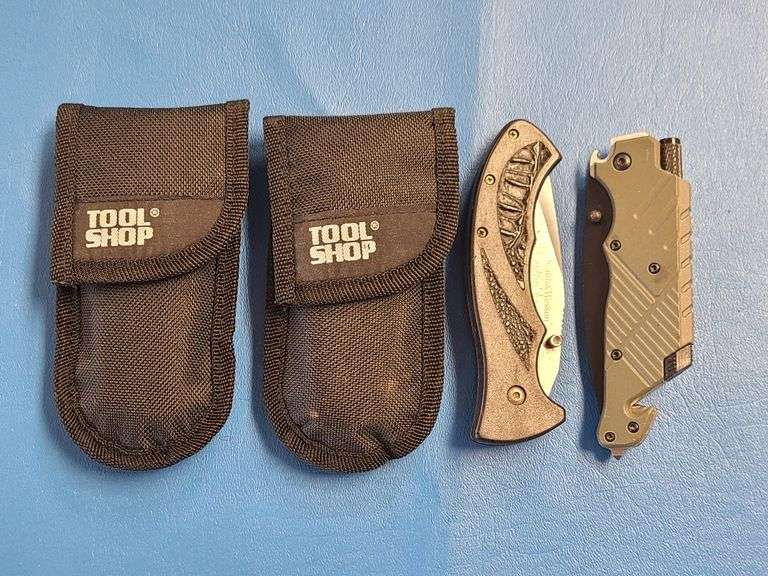 Smith & Wesson Pocket Knife, 2) Pocket Knives with Sheaths, Pocket Knife