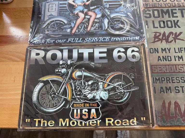 5) Metal Wall Hangings