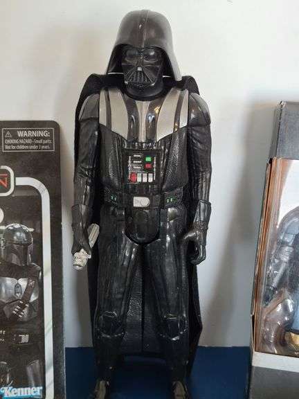 Star Wars Collectables: Action Figures, Sticker Book, Ship, Building Set
