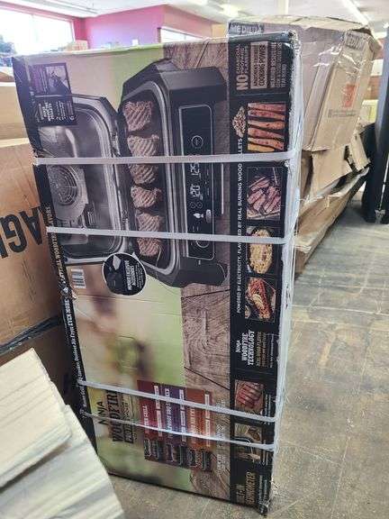 *Ninja Woodfire Pro XL Outdoor Grill & Smoker