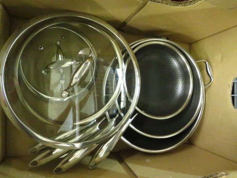 * Hexclad Fry Pan Set with Lids