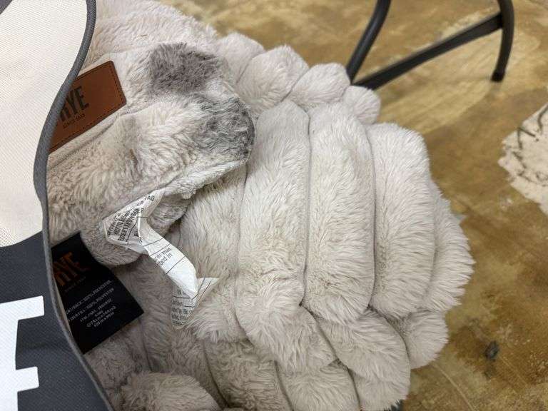 Frye Comforter