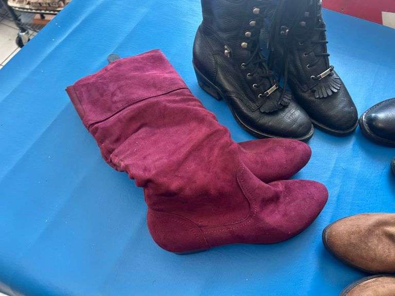 4) Pair of Women's Boots