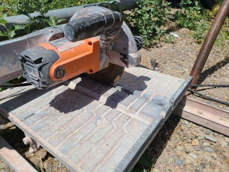 RIDGID Wet Tile Saw