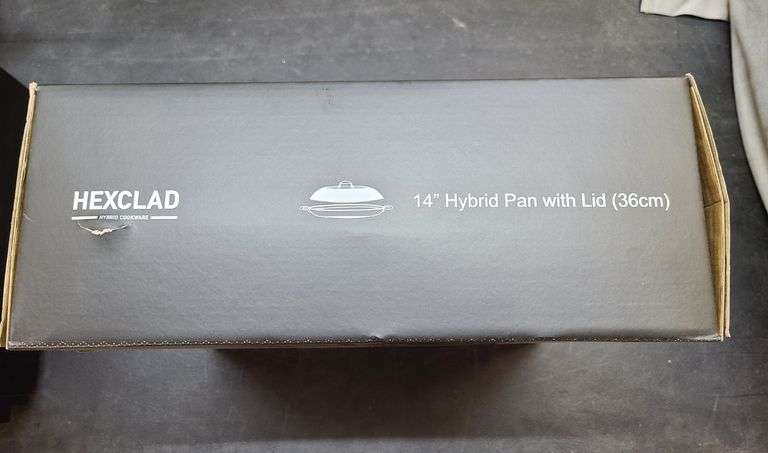 Hexclad Pan with Lid