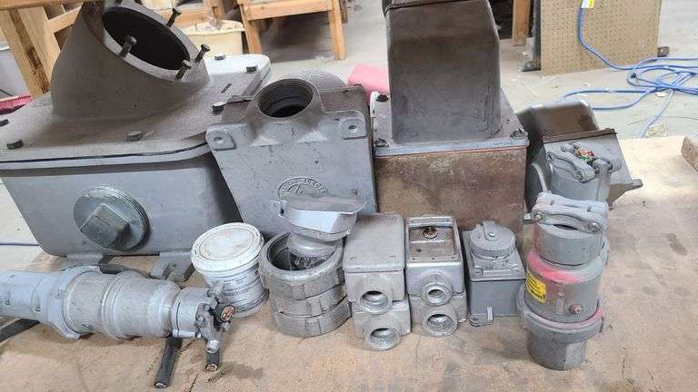 Breaker Receptacles, Electrical Supplies