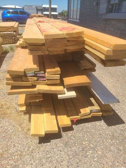 Bundle of Assorted Lumber