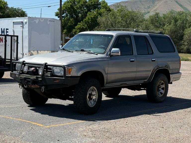 1993  Toyota  4-Runner  SR5 V6*