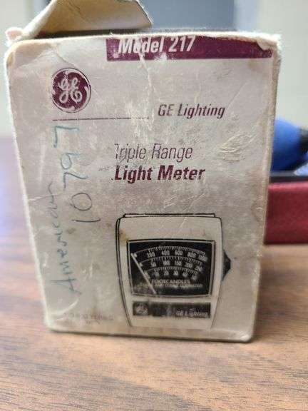 Triple Range Light Meter, 2) Digital Plan Measures