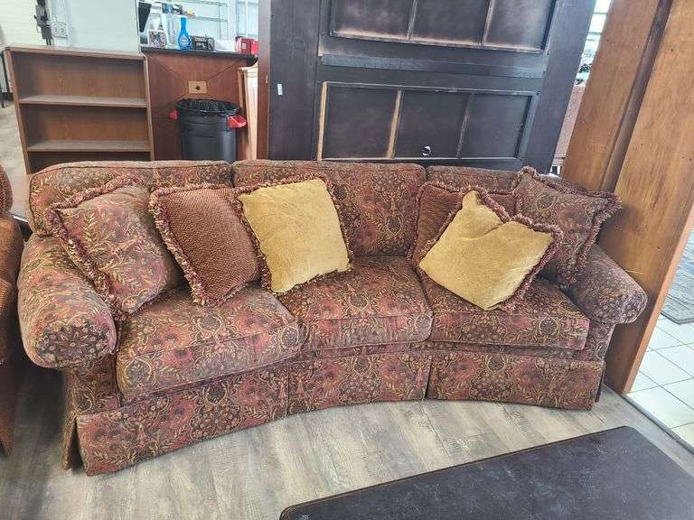 Contemporary Sofa with Sofa Pillows