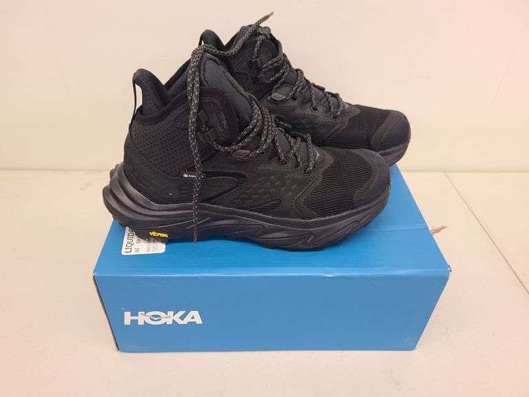 Hoka Anacapa Shoes