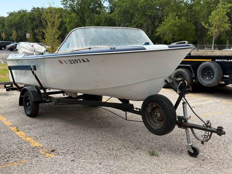 Hydro Swift XF3 Open Motor Boat*