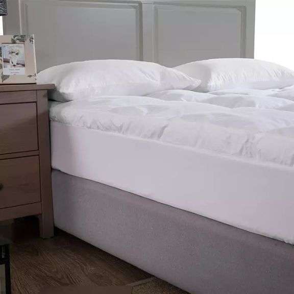 * Pillowtop Mattress Topper