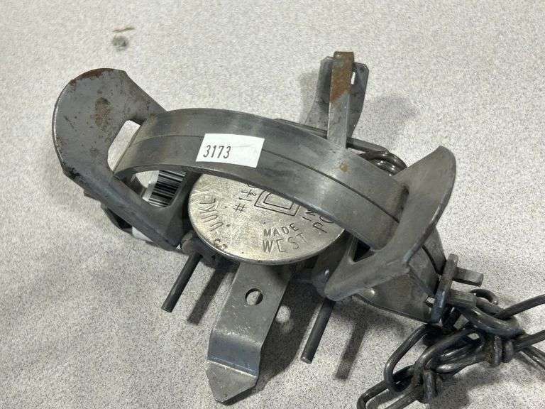 2) #1 1/2 Animal Foot Traps