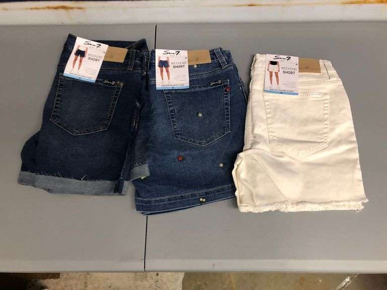 3) Seven7 Weekend Short