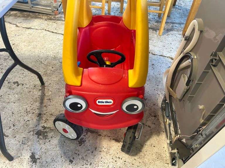 Little Tikes Walker Car