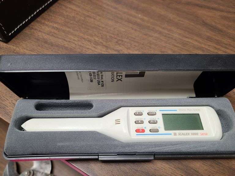 Triple Range Light Meter, 2) Digital Plan Measures