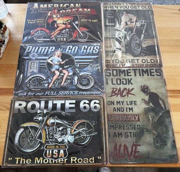 5) Metal Wall Hangings