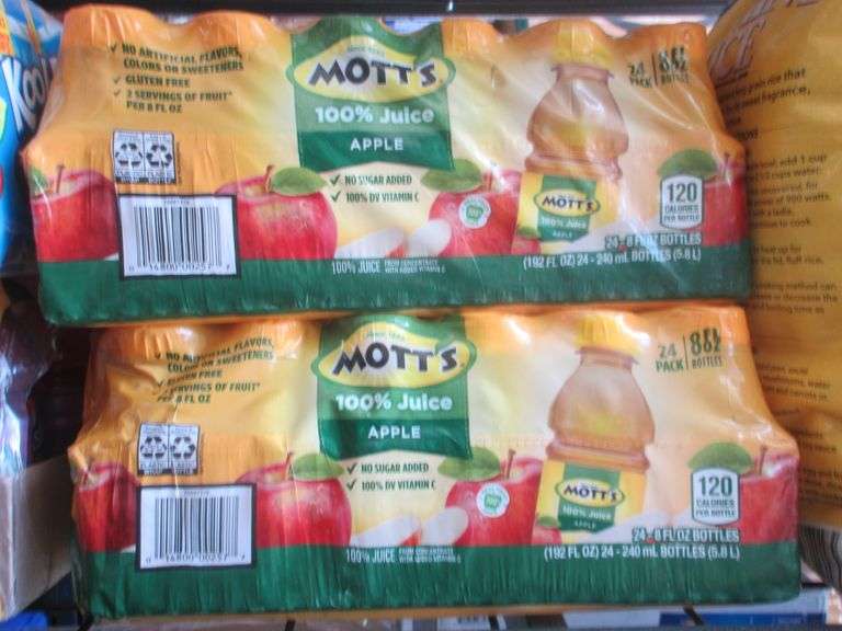 2) Mott's Apple Juice Packs