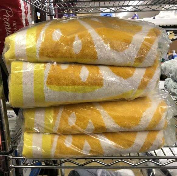 2) Oversized Beach Towels 2pk