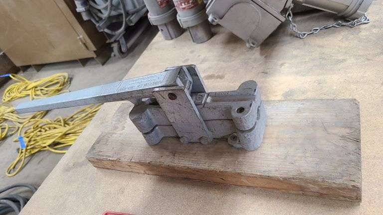 Conduit Pipe Bender