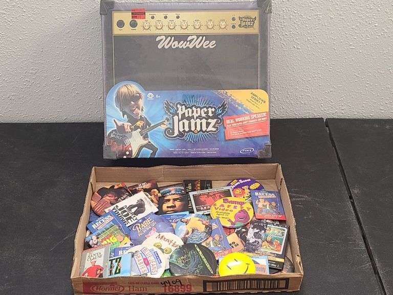 Paper Jamz Amp, Various Buttons