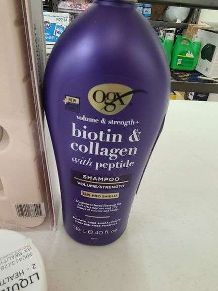 2) Shampoo, Gillette Venus Razor, Nexxus Leave-In Spray, Body Cream