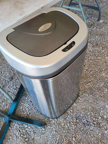 Ninestars Trash Can