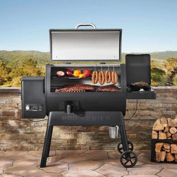 *Pro Series Pellet Smoker with Induction Burner and Smoke Tray