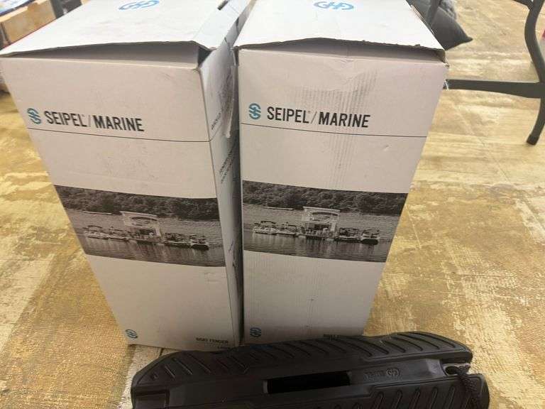 4) Seipel Marine Boat Fenders