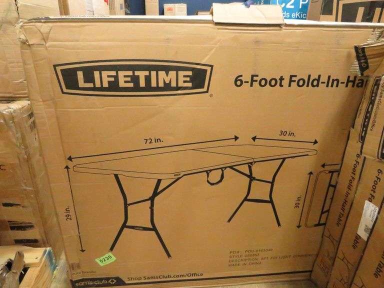 Lifetime Fold-In-Half Table