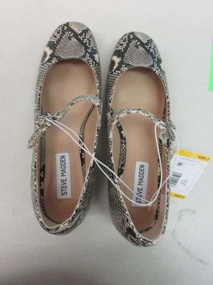 Steve Madden Mary Jane Shoes