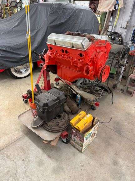 Chevy 350 Engine and Stand