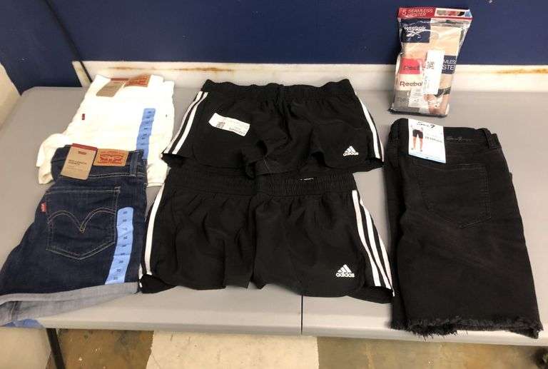 2) Levi Strauss Short, 2) Adidas Short, Seven7 Bermuda Short, Reebok Seamless Hipsters