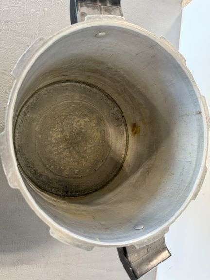 Presto Pressure Cooker