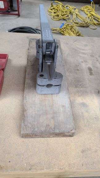 Conduit Pipe Bender