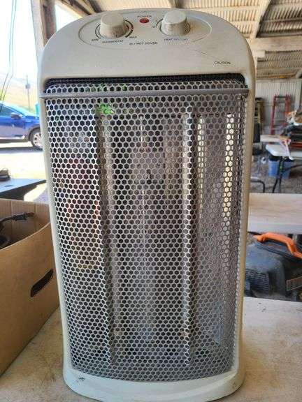 Pelonis Electric Quartz Heater with Thermostat