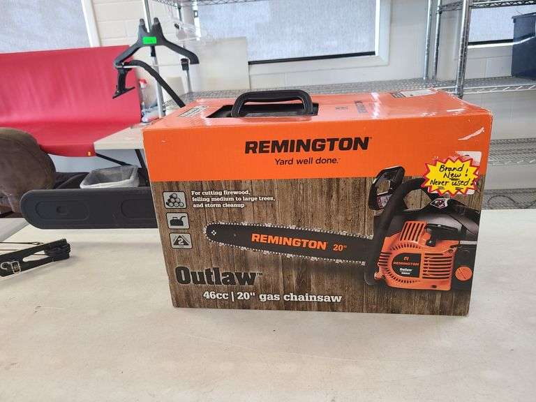 Remington "Outlaw" 20" Gas Chainsaw, New