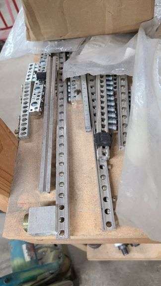 Ground 24 Circuit, Amp Power Connectors, Ground Bars