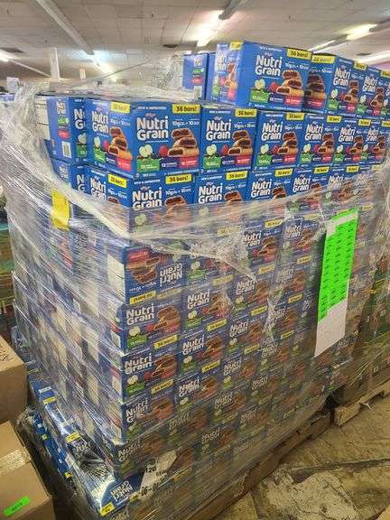 10) Kellogs NutriGrain Breakfast Bars Variety 36pk