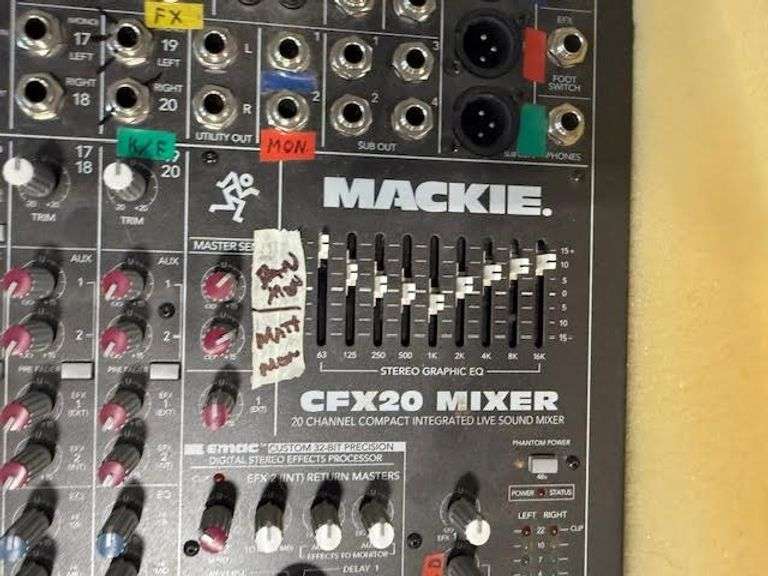 Mackie CFX20 Mixer