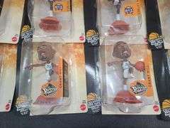 NBA "Jams" Court Figure Collection