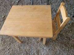 Children's Table 2) Chairs