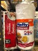 Hefty Supreme Dinner Compartment Plates, Premium Napkins