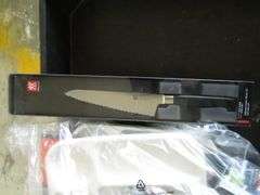 Mixing Bowl Set, Nordic Ware Microwave Dinner Trays, Zwilling Chef's Knife
