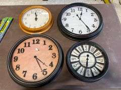 4) Wall Clocks